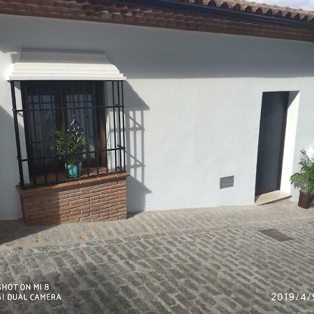 Setenil De Las Bodegas Apartamentos Cantareria, Rosa Mosqueta מראה חיצוני תמונה